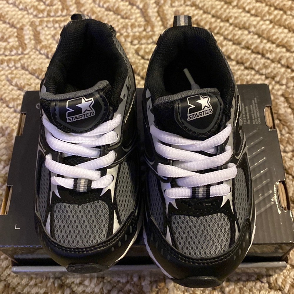 Starter Sneakers